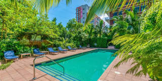 1749 NE Miami Ct Gallery 12