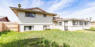6 Bedroom 3.5 Bathroom Tri-Level Home In Tempe close to ASU Gallery 58