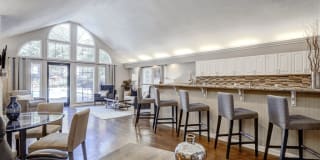 Icon on the Greenway Gallery 11