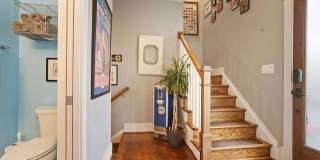 509 FRANKLIN Street NE Gallery 6