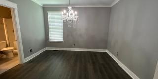 4 Bedroom Home w/ Office and 3 Car Garage Gallery 19