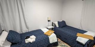 Room in 3 Bedroom Home at Merrill Pl Gallery 18