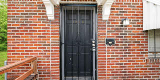FOR RENT – 1965 Arlington Ave Gallery 8