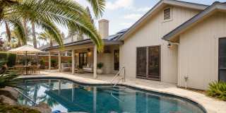 Drench Yourself in Luxury: 3-Bedroom Corner Oasis with a Sparkling Pool! Drench Yourself in Luxury: 3-Bedroom Corner Oasis with a Sparkling Pool! Gallery 3