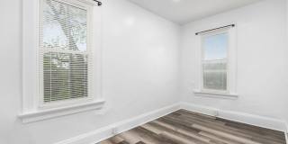 A Touch of Elegance at Townhomes on Gault Gallery 56