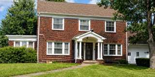 3303 Idlewood Avenue - 3305 Gallery 1