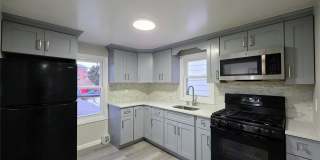 269 Willis Avenue unit: North Gallery 1