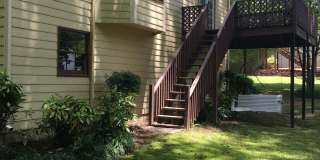 Beautiful Colonial-Style Home on Quiet Cul-de-Sac with Basement & Private Backyard! Gallery 29