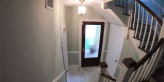824 Oakwood St - B Gallery 33