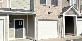 105 Riverwood Avenue Gallery 1
