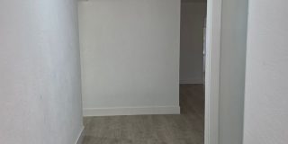FOR RENT!!! SIMPLY STUNNING AND SPACIUS 3 BED 2 BATH SINGLE FAMILY HOME.. Gallery 4