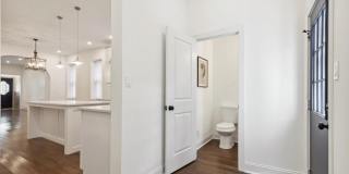 5516 CEDAR Avenue Gallery 34