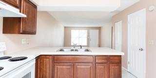 Charming Two Bed Ground Floor Condo in Englewood Park – Move-In Ready! Gallery 17