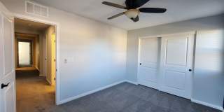 Beautifully renovated, cul-de-sac, Mesa Park adjacent home in Summerlin. Gallery 41