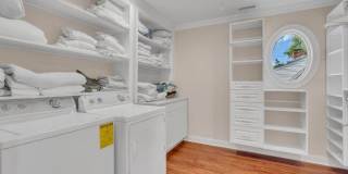 2107 3rd Avenue Gallery 30