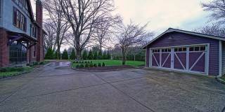 Stunning Tudor-style 4BR/3.5BA home in a prime, unbeatable location! Gallery 38