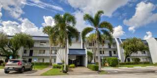 4489 LUXEMBURG Court Gallery 1