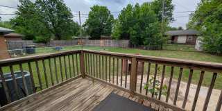 Cute, Remodeled 2 Bed in Village Gallery 13