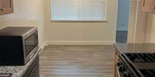 NICE APARTMENT IN ROSEVILLE!! Gallery 4