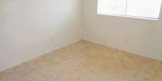 Adorable Single Level Eastside Duplex With Evaporative Air Located In Quiet Neighborhood Gallery 12