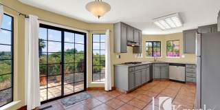 Sunlit 3 Bed Glen Cove Home Gallery 16
