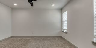 Brand New 3 Bed 2.5 Bath Duplex Includes Office Space (See Contact Info Below) Gallery 34