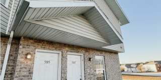 5557 North Green Lane Gallery 1