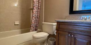 2B/2.5 Condo in Longwood - Wood floors, great views, large balcony Gallery 8