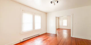 1102 Custer St Gallery 4