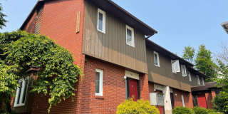 Biscayne/Sarasota  2 Bedroom Townhome on W. College Ave. Gallery 1