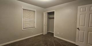 211 Plantation Road Gallery 93
