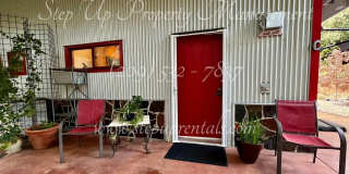 Fully Furnished 1 Bedroom Apartment w/ All Utilities Included! Gallery 1