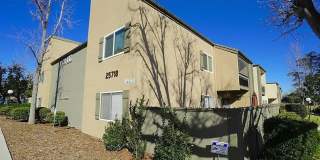 LOVELY 2BD/2BA Condo in Valencia's Desirable Lakeshore Community Gallery 1