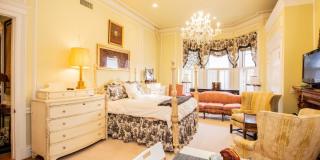 290 Beacon St Gallery 1