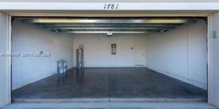 1781 SW Cinema St Gallery 13