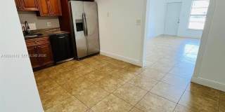 7701 SW 10th Ct Gallery 5