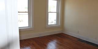 Spacious 4 Bed, 2 Bath Rowhouse in the Fan! Near VCU - 7 S ALLEN AVE. Available in August Gallery 6