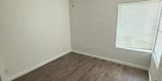 2308 N 28TH Place Gallery 4