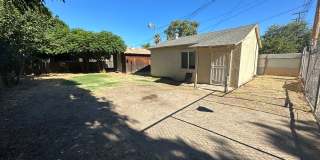 918 1/2 Santa Fe Avenue Gallery 1