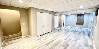 Beautifully Renovated Home Near Meadow Lake Park Gallery 16