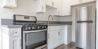 1412 N. Gordon St. Gallery 8