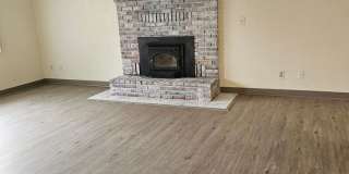 Beautiful Remodeled Home. Gallery 16