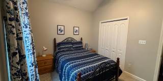 Spacious 4BR Home with Fireplace, Screened Porch & Privacy-Fenced Yard Gallery 8