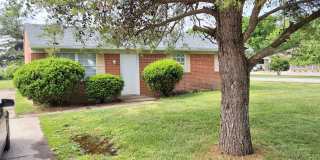 CHARMING 3 BED, 1 BATH HOUSE LOCATED IN ELIZABETHTOWN, KY Gallery 1