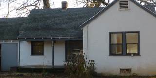 Adorable Home in Country Setting! Gallery 1
