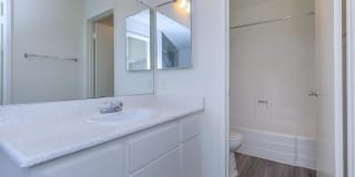 Country Hills Apartment Homes Gallery 18