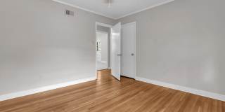Charming East Memphis home Gallery 16