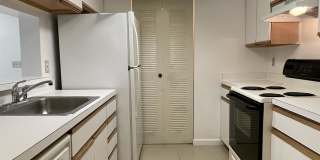 9833 Westview Drive #824 Gallery 1