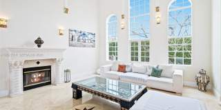 2501 Pine Tree Dr Gallery 7