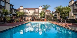 Light Filled 3-Story Townhome in Pool Community Gallery 3